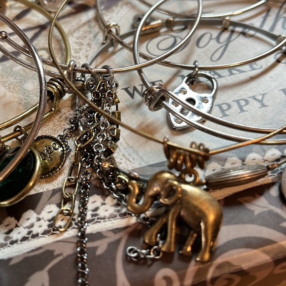 Bangle charm silver tone bracelet lot, 26 total - Picture 4 of 7